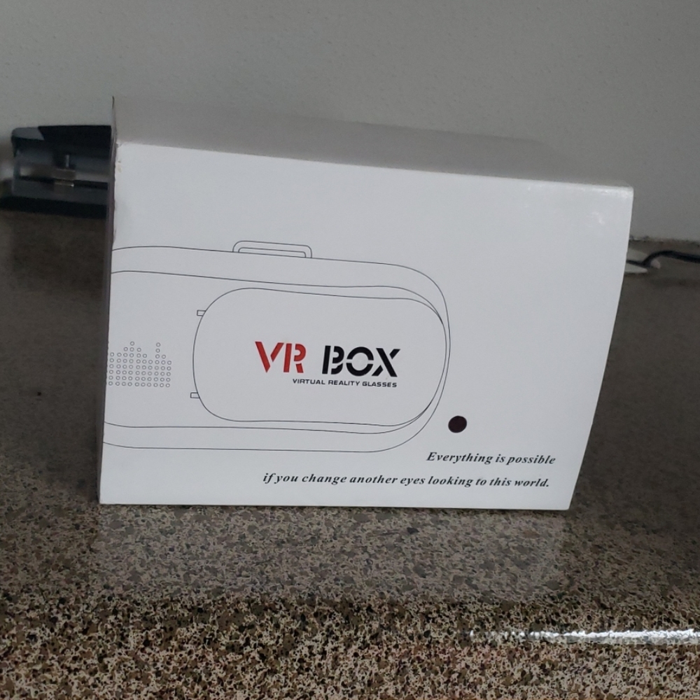 Virtual Reality Goggles